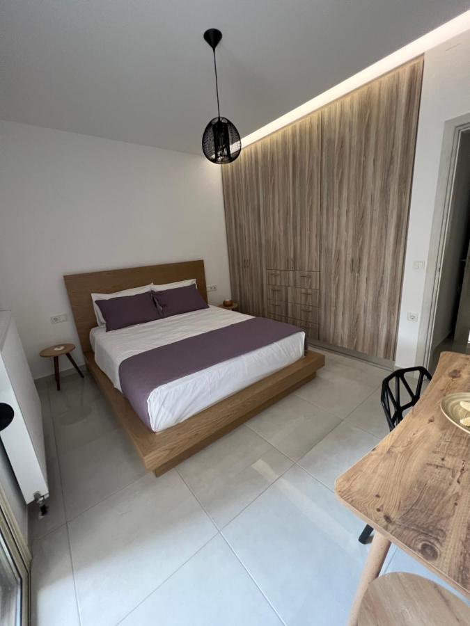 Modern Apartment Close To Airport With Gym And Bbq Iraklion Buitenkant foto